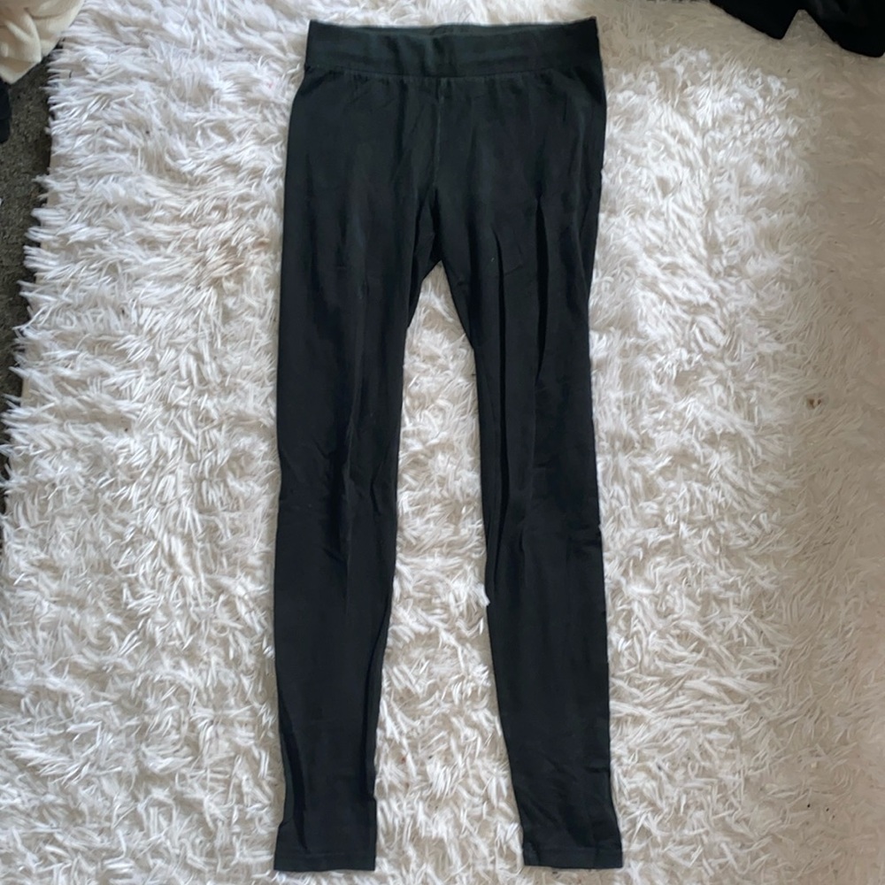 Black leggings!